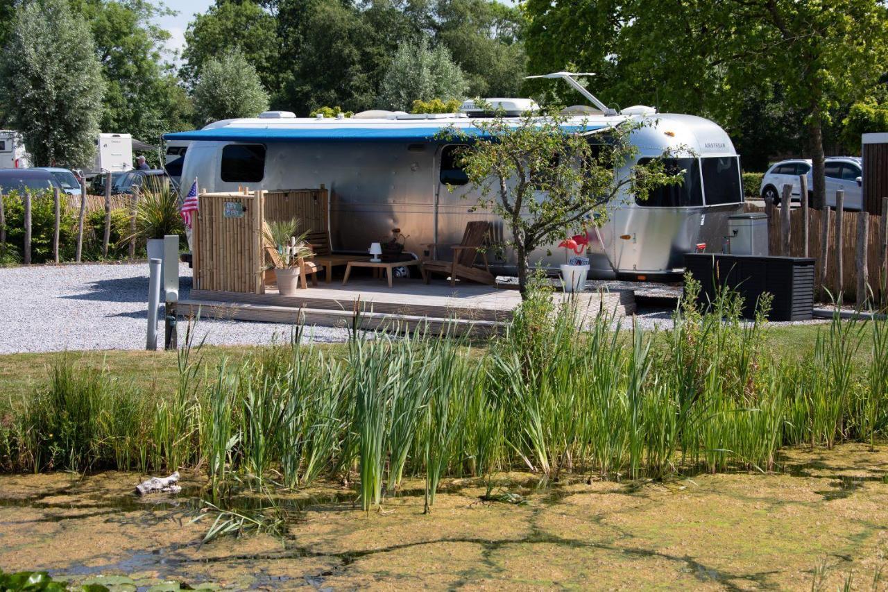 Airstream Retro Usa Caravan Earnewald Exterior photo